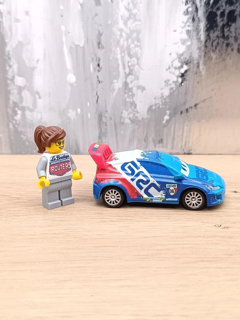 Carro Cars Raoul Caroule - Brinquedo novo (CFS08) – photo 3